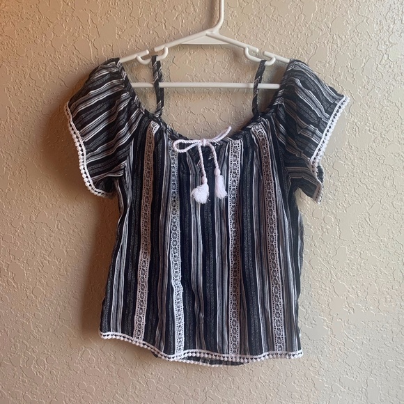New Girls KidPik Off the Shoulder Blouse - Picture 1 of 5